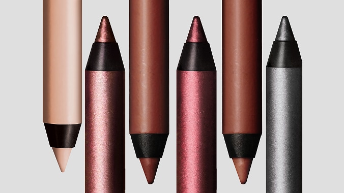 NOVITÀ: MATITA OCCHI M·A·C KAJAL EXCESS
